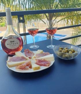 Vale de Carro Apartamento | Quinta do Pinheiro Residence