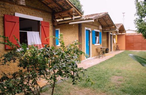 Itaunas Casa | Quinta dos Samaniego - Chalés Rústicos e Suítes