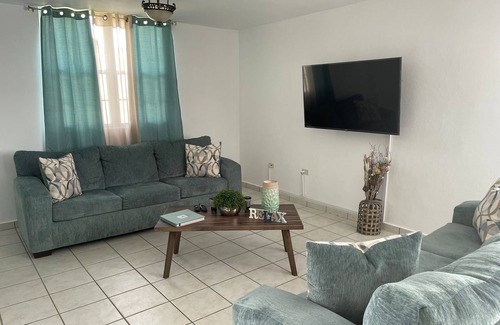Canovanillas Casa | Quinta El Encanto, 4-BR home with private pool