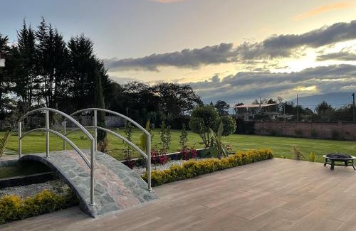 Checa Cama Y Desayuno | Quinta Elvira Rose