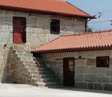 Guimaraes Casa | Quinta Pousada de Fora Wines & Tourism