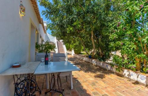 Alcalar Apartamento | Quinta Velha Authentic Farmhouse Experience by LovelyStay
