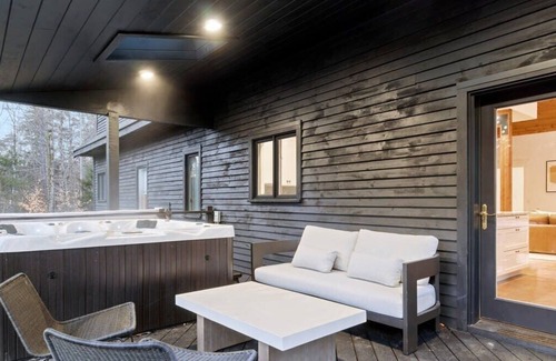 Becket Casa | Quintessential 6-BR Berkshires Lodge