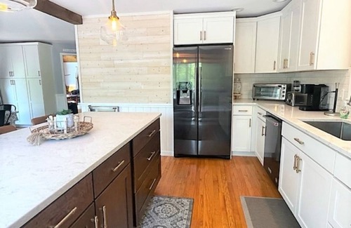 West Poland Casa | Quintessential Lakefront Home perfect for MultiFamily retreats on Thompson Lake