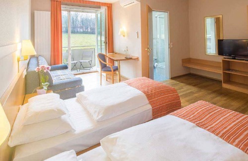 Zahringen Hotel | Habitación quíntuple con baño y ducha - Hotel Classic