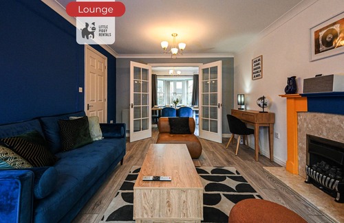 Gloucester Apartamento | Quirky 4BR Home by the Army Base
