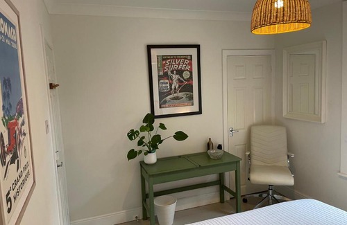 Southampton Casa | Quirky Edwardian/Retro Hideaway