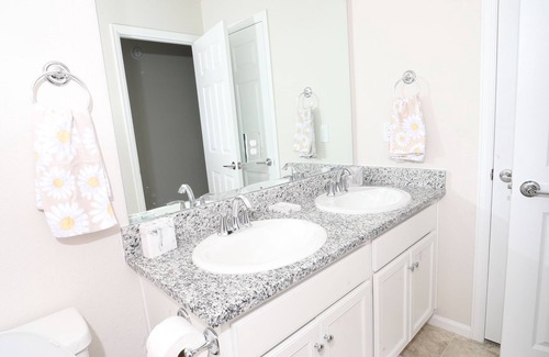 Dupont Casa | Quite and new built house 5 minutes from Gaylord hotel