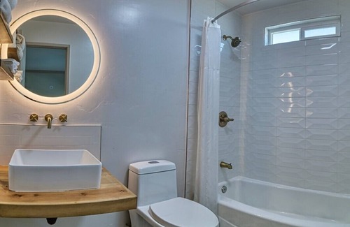 Ramona Cabina | Quite & Clean 2 Bed Room Country Suite in Ramona Wineries