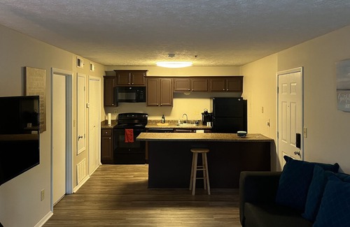 Hoover Apartamento | Quite one bedroom, five minutes to entertainment and shopping