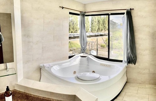 Tababela Casa | Quito Airport Suites