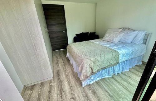 Miraflores Apartamento | Quito Auténtica, Ecológica y Pintoresca