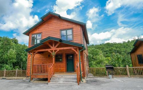 Gatlinburg Villa | Quittin Time