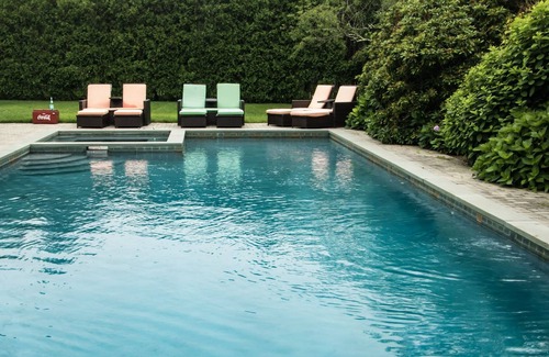 Quogue Casa | Quogue Hamptons Beach House with Pool & Hot Tub