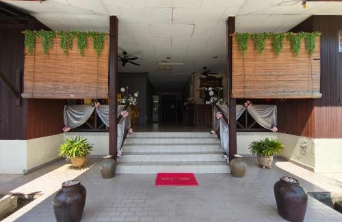 Kawasan Perindustrian Chendering Casa | QURATA RIVERSIDE RESORT