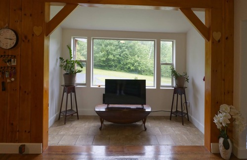 Guild Casa | Qutie Pie House 2 Bedroom Home by RedAwning