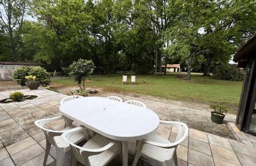 Saint-Vivien-de-Medoc Villa | Résidence 105-st Vivien De Medoc - 105 - Superbe maison avec son grand parc verdoyant MAE-2871