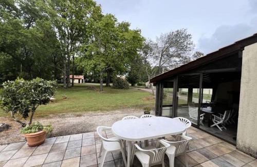 Saint-Vivien-de-Medoc Villa | Résidence 105-st Vivien De Medoc - 105 - Superbe maison avec son grand parc verdoyant MAE-2871