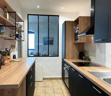 Pleneuf-Val-Andre Apartamento | Résidence 720-pleneuf Val Andre - Maison typique situé en plein sur la digue du Val-André. MAE-2844
