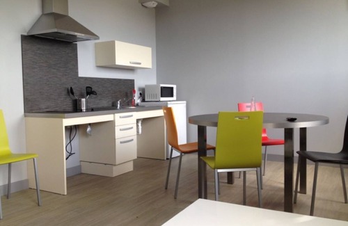 Alleuze Apartamento | Résidence Apparten Ville Appartement 6 Personnes