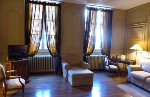 Besancon Old Town Apartamento | Résidence Charles Quint