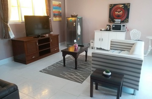 Rawai Casa | RESIDENCE WE TWO PHUKET, Deluxe Studios (50 M²) con servicio de hotel + piscina