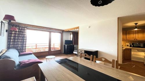 Puy-Saint-Vincent Apartamento | Résidence Dame Blanche - DBA216 - APPT 1 CHAMBRE + CABINE - BALCON - 6 PERSONNES - Secteur 1800 MAE-7524