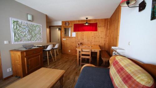 Puy-Saint-Vincent Apartamento | Résidence Dame Blanche - DBA121 - APPT 1 CHAMBRE + CABINE - BALCON - 6 PERSONNES - Secteur 1800 MAE-2384