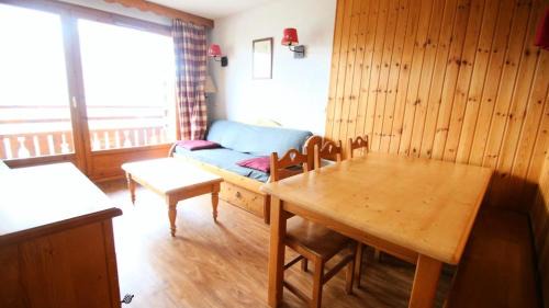 Puy-Saint-Vincent Apartamento | Résidence Dame Blanche - DBA210 - APPT 1 CHAMBRE + CABINE - BALCON - 6 PERSONNES - Secteur 1800 MAE-5181