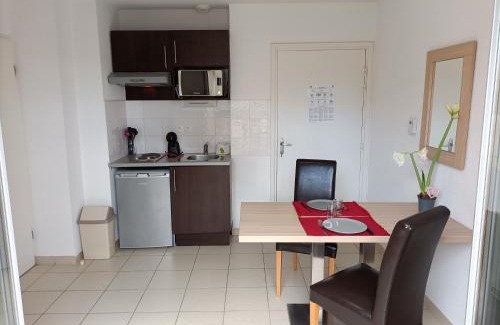 Salies-de-Bearn Apartamento | Résidence de la Source by Euclenima