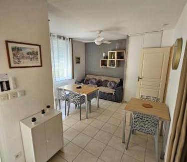 Azille Apartamento | Résidence de tourisme du château de Jouarres