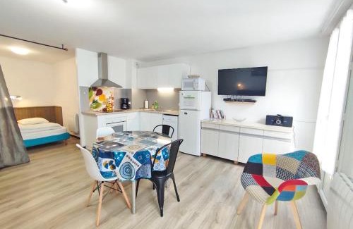 Bagneres-de-Luchon Apartamento | Résidence des Jardins, wifi, centre Luchon