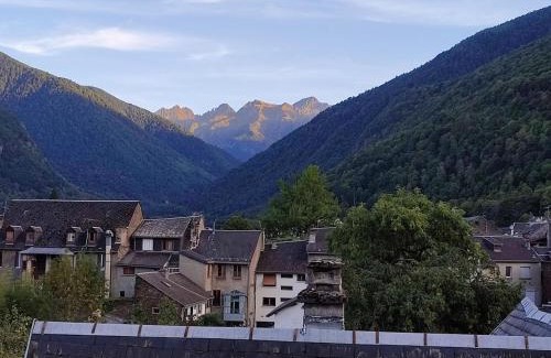 Bagneres-de-Luchon Apartamento | Résidence des Jardins, wifi, centre Luchon