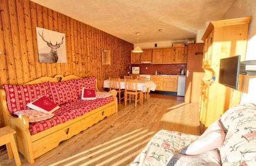 Notre-Dame-de-Bellecombe Apartamento | Résidence Les Alpages - Appartement Sud avec vues montagnes, skis aux pieds MAE-2664