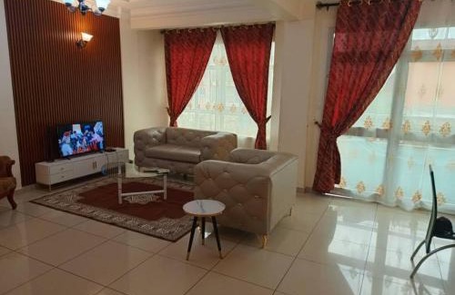 Yaounde Apartamento | Résidence hôtelière La Roseline, Omnisport