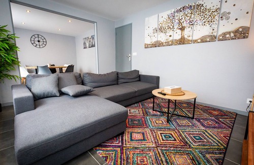 Villeneuve-le-Roi Hotel | résidence hermes