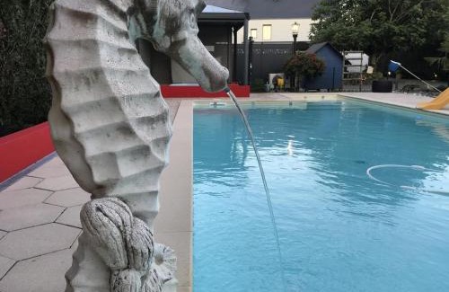La Roche-sur-Yon Apartamento | Résidence Les Alizés 'JACCUZI SAUNA PISCINE en plein centre ville"