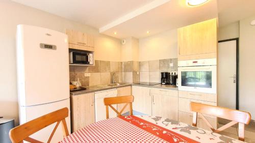 Flaine Apartamento | Résidence Les Pleiades - Appartement spacieux et lumineux · Centre station · Balcon · Parking couvert MAE-7355