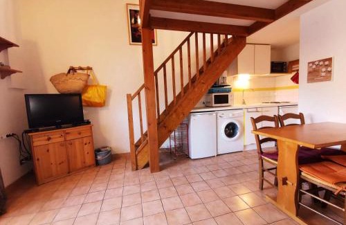 Port Leucate Villa | Résidence Maisons De La Plage - Villa deux pièces mezzanine avec terrasse pour 7 personnes à Port Leucate. Réf: 1MPL 162 MAE-6144