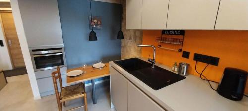 Reallon Apartamento | Résidence Means - Jolie petite maison de 3 couchages en village MEANS VILLAGE MAE-8421
