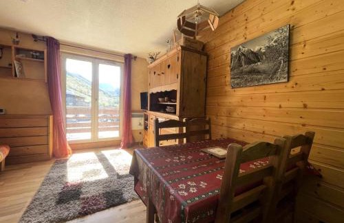 Mont-de-Lans Apartamento | Résidence Meije 10- Porte J3 - Les Deux Alpes – Studio cabine au Village 1800 avec balcon plein sud et vue panoramique MAE-5411