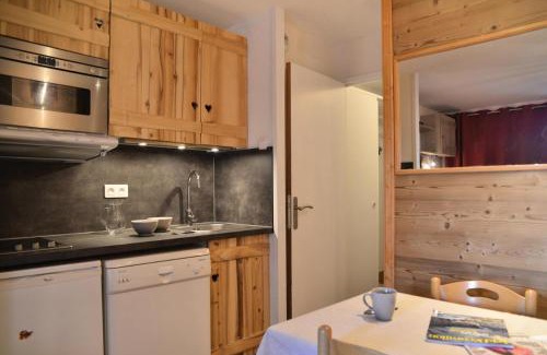 Belle Plagne Apartamento | Résidence Themis - Studio chaleureux et tout confort · Ski aux pieds · Vue pistes · Casier à skis MAE-3630