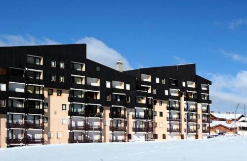 Les Menuires Apartamento | Résidence Villaret - Appartement lumineux · Départ et retour skis aux pieds · Terrasse de plain pied MAE-2454