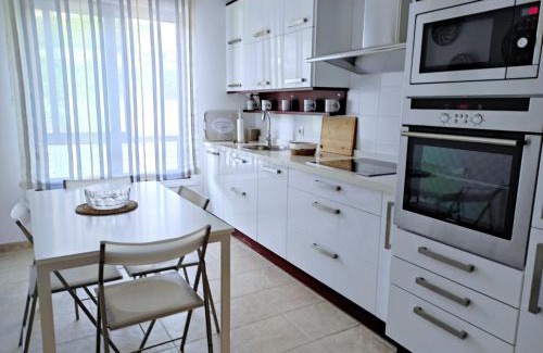 Dean Pequeno Apartamento | Rías Baixas en Ribeira piso céntrico con parking y wifi