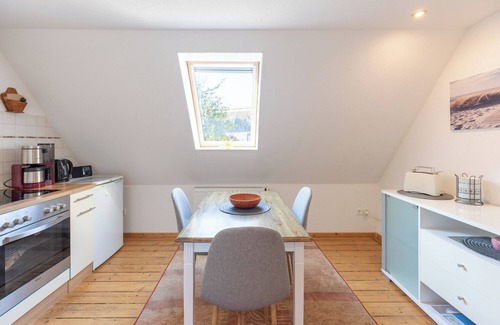 Rodemis Apartamento | Römser Stübchen vacation apartment in Husum for up to 2 people