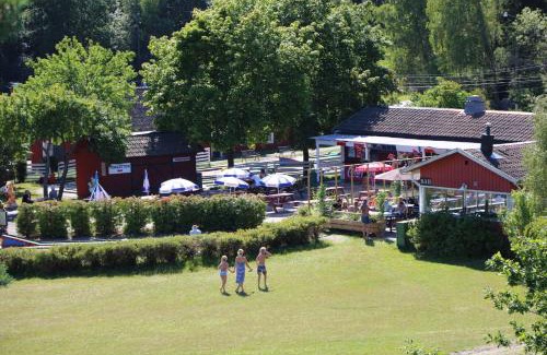 Karrdal Otro | Rösjöbaden Camping & Stugby