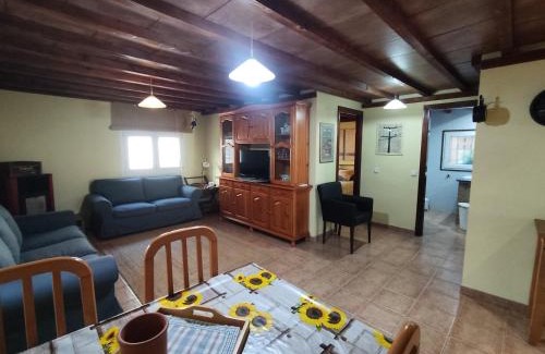 L'Escala Apartamento | RÚSTIC AMB PISCINA PRIVADA