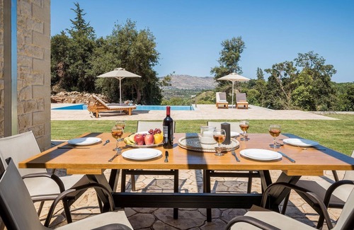 Filippos Villa | R 1010 Villa Ariadne - Kontis Village