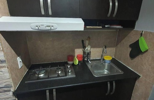 El Cangrejo Apartamento | R.1108 Lindo aparta estudio equipado tipo ejecutivo.