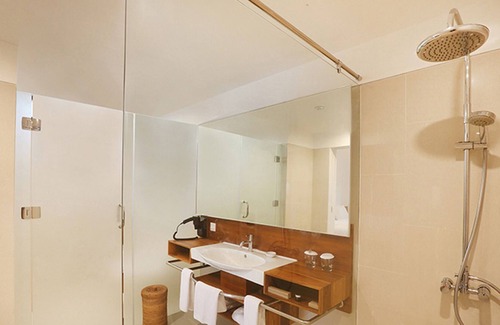 Batam Apartamento | R 1152 Ajisaka’s Tirta Premier With Break Fast, Swimming Pool for children & Boat Trips